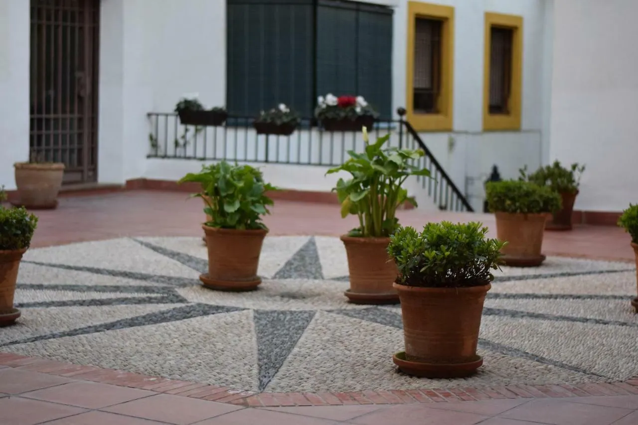Apartamento Saravia Only Families Cordoba Apartment