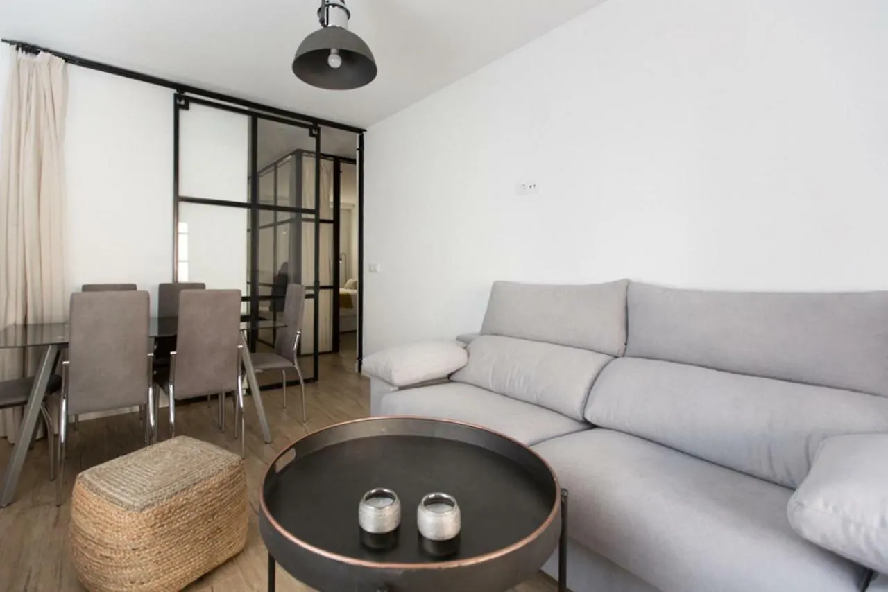 Apartamento Saravia Only Families Cordoba Spain