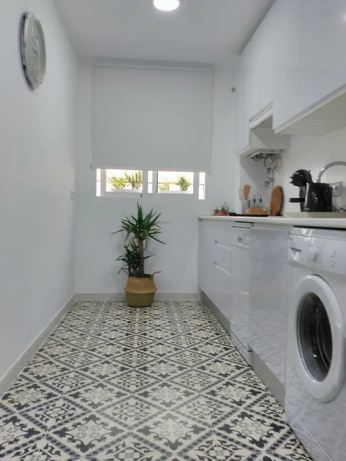 Apartamento Saravia Only Families Apartment Cordoba Spain